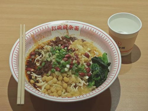 一碗面年賺6300萬(wàn) 遇見小面靠低價(jià)突圍與極致效率的秘密